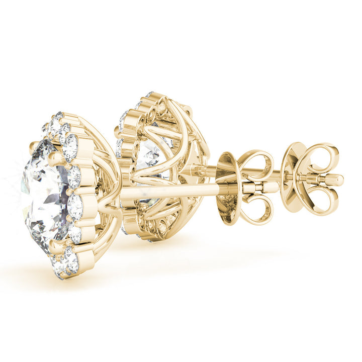 Round Diamond stud with halo