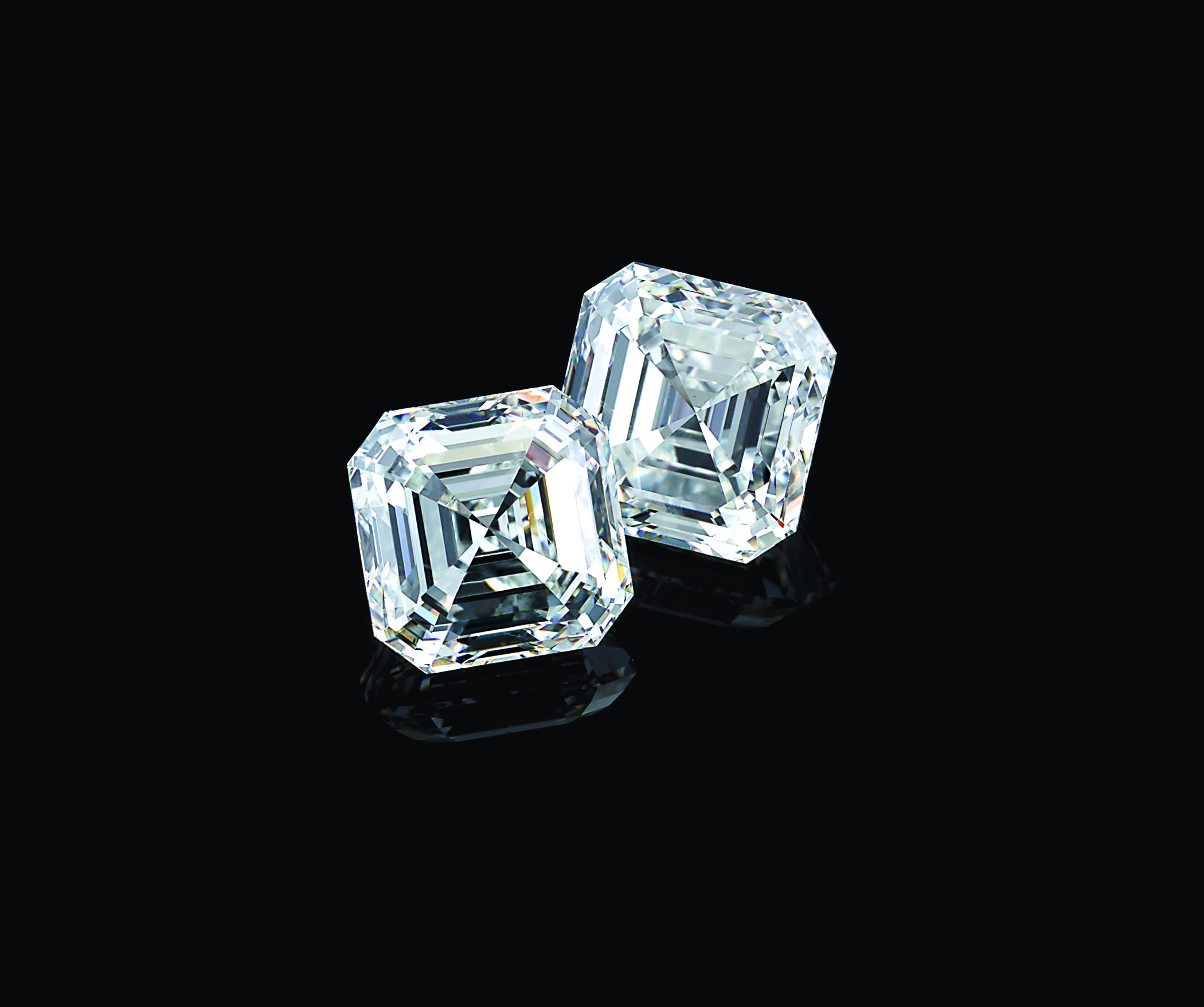 Lab Grown Asscher Cut Diamonds
